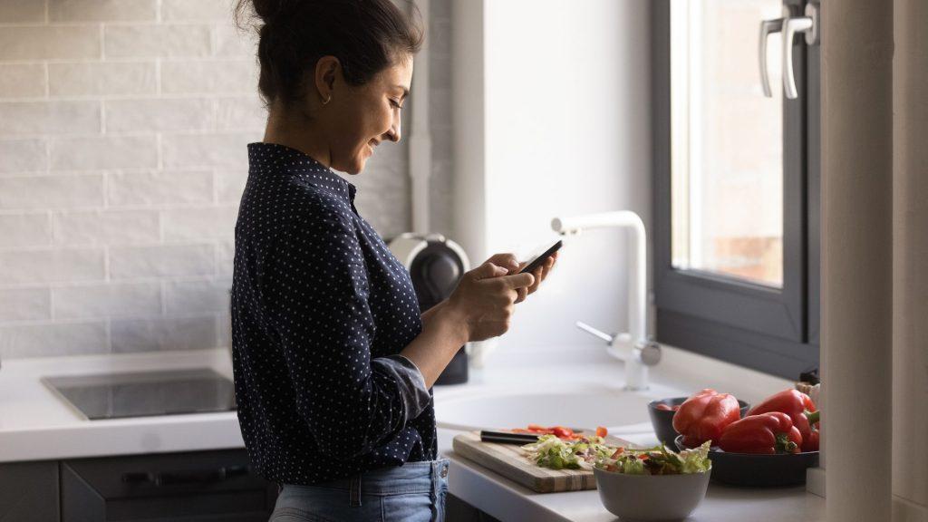 lady cooking