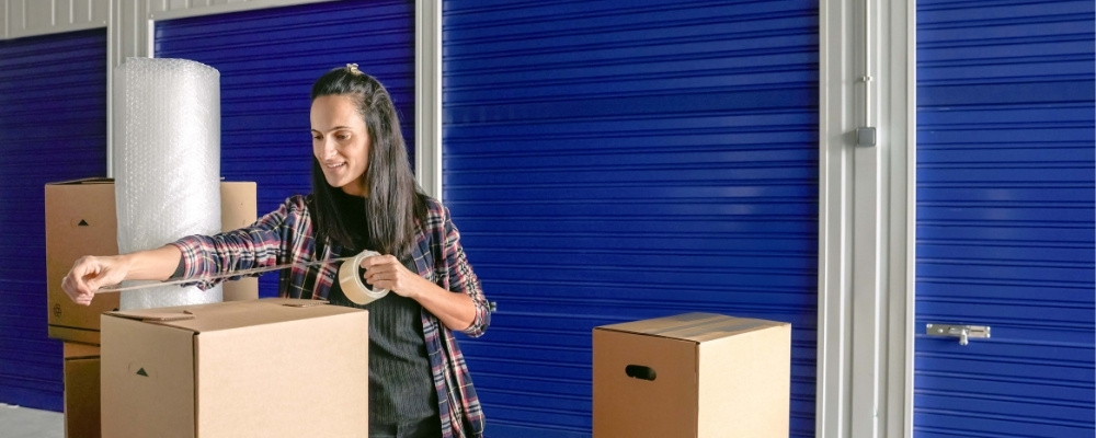 What affects self storage costs?