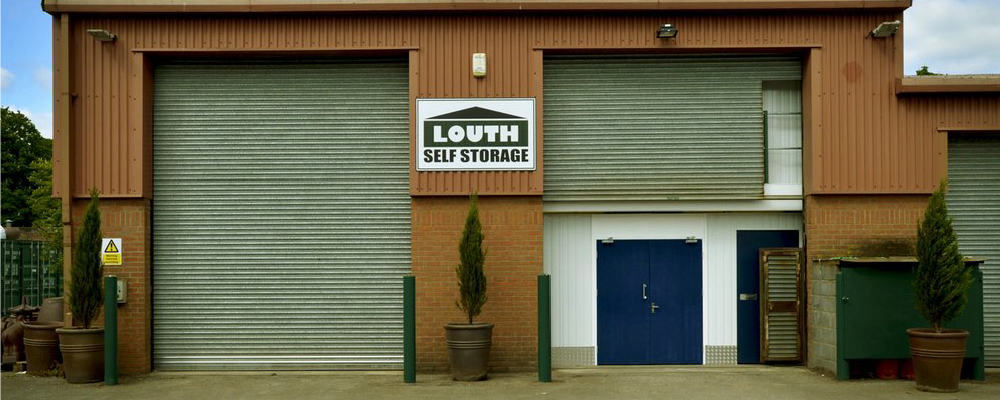 The-exterior-of-Louth-Self-Storage